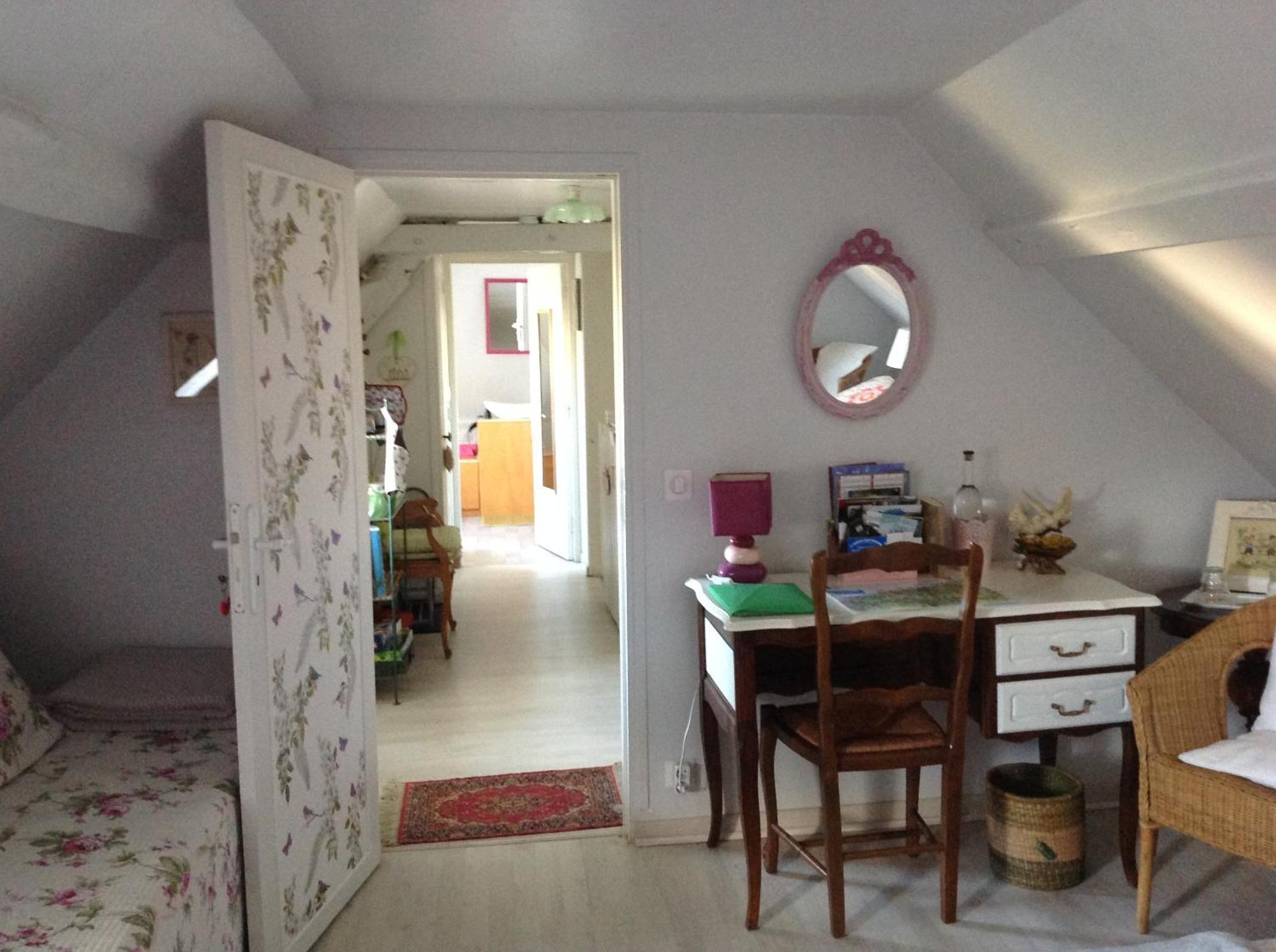 Le Jardin Des Poules Bed & Breakfast Thietreville ภายนอก รูปภาพ